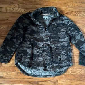 Koolaburra UGG Camo Sherpa (barely worn)